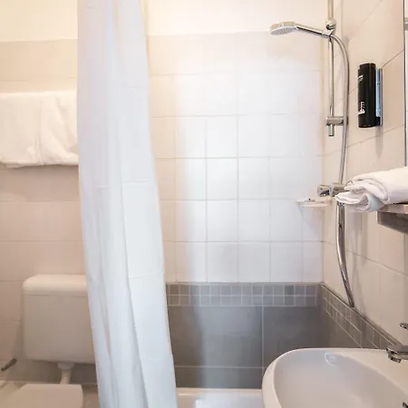 Hotel apartamentowy Antares