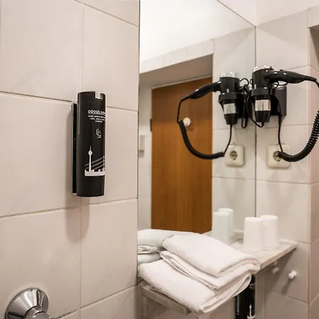 Antares Aparthotel Dusseldorf